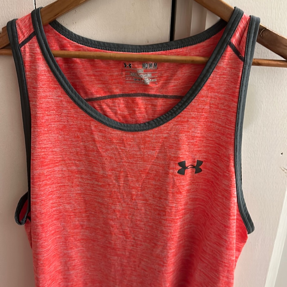 Men’s under armour tank top size M